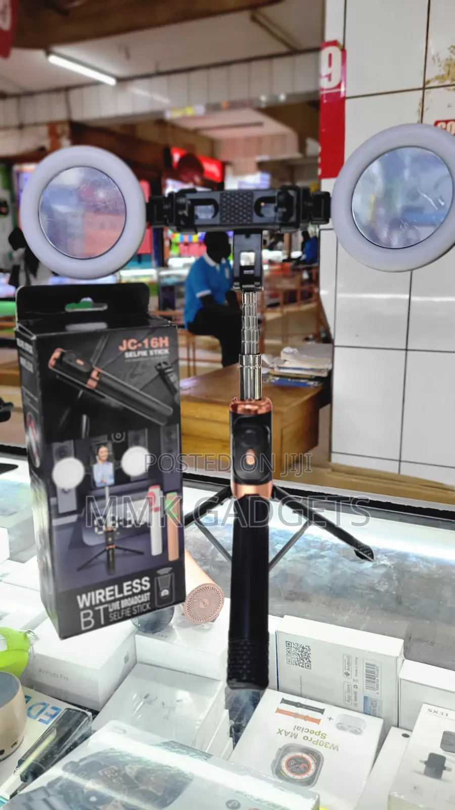 Wireless Live Broadcast Selfstick