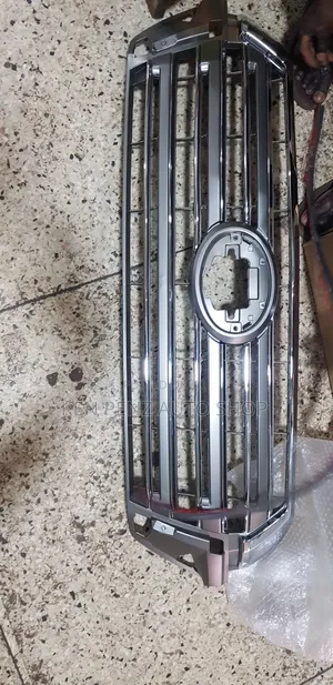 Grill for Landcruiser Lc 200