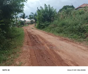 100by100ft Plot for Sale in Nangabo