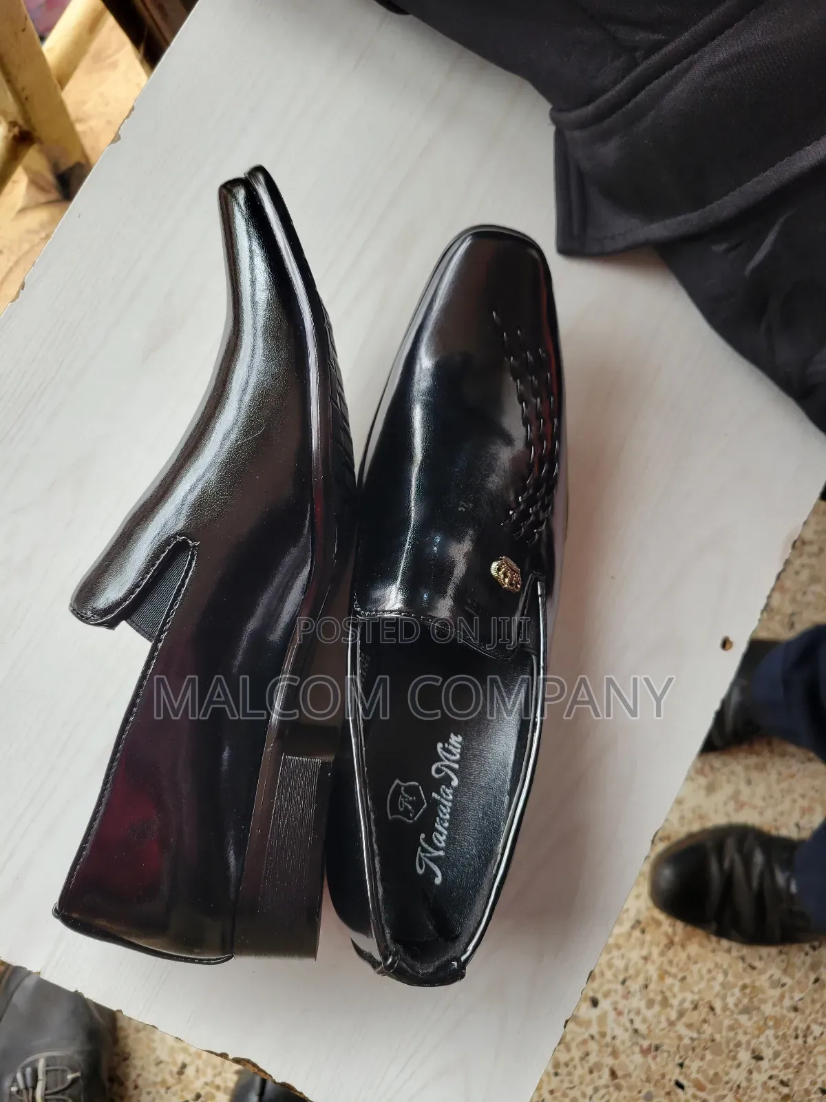 On Suit Children/Kids Formal Black Shoes