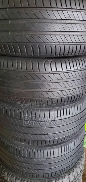 235/50r18 Michelin Good Condition.