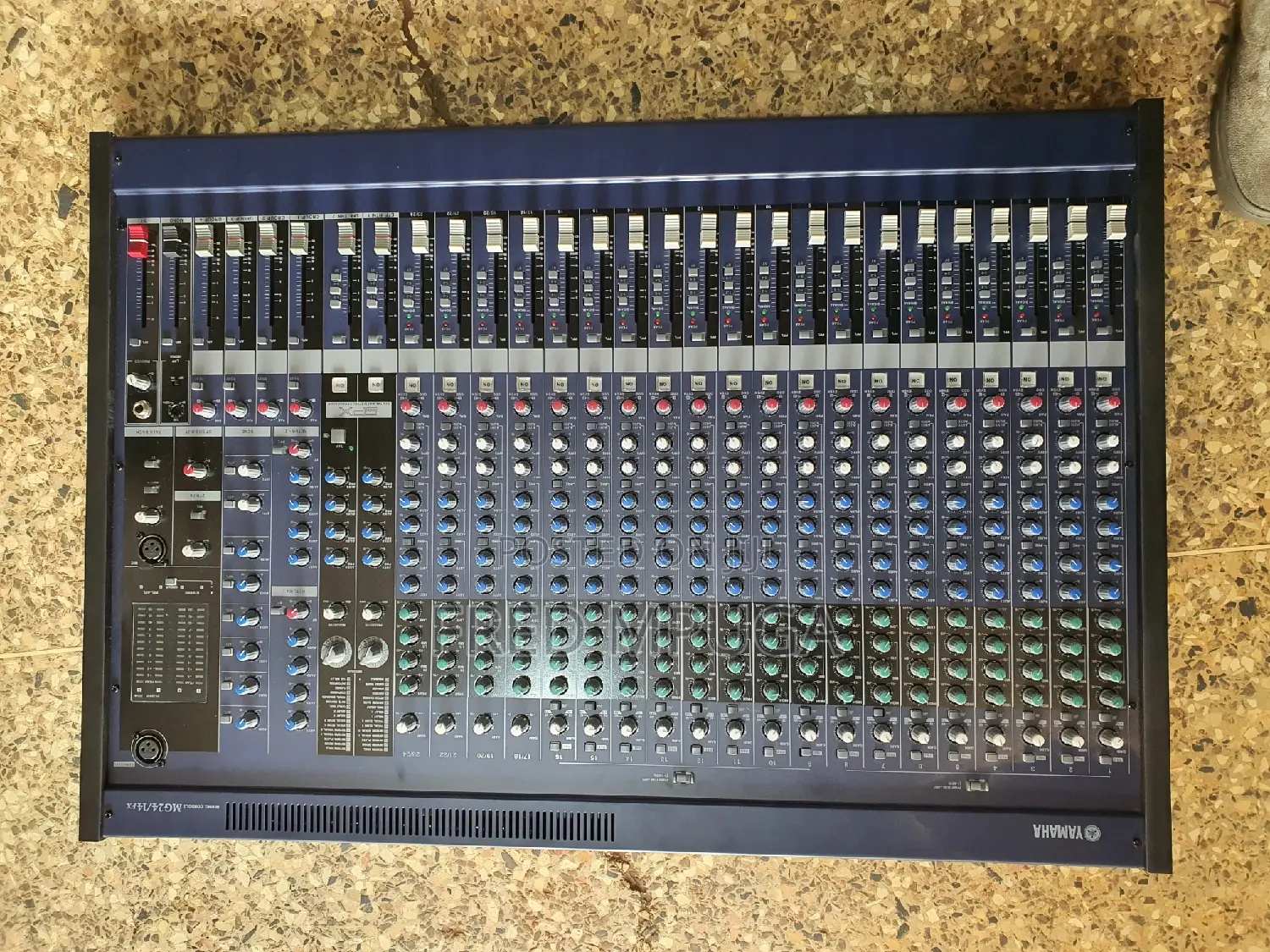 Yamaha Live Mixer Mg24