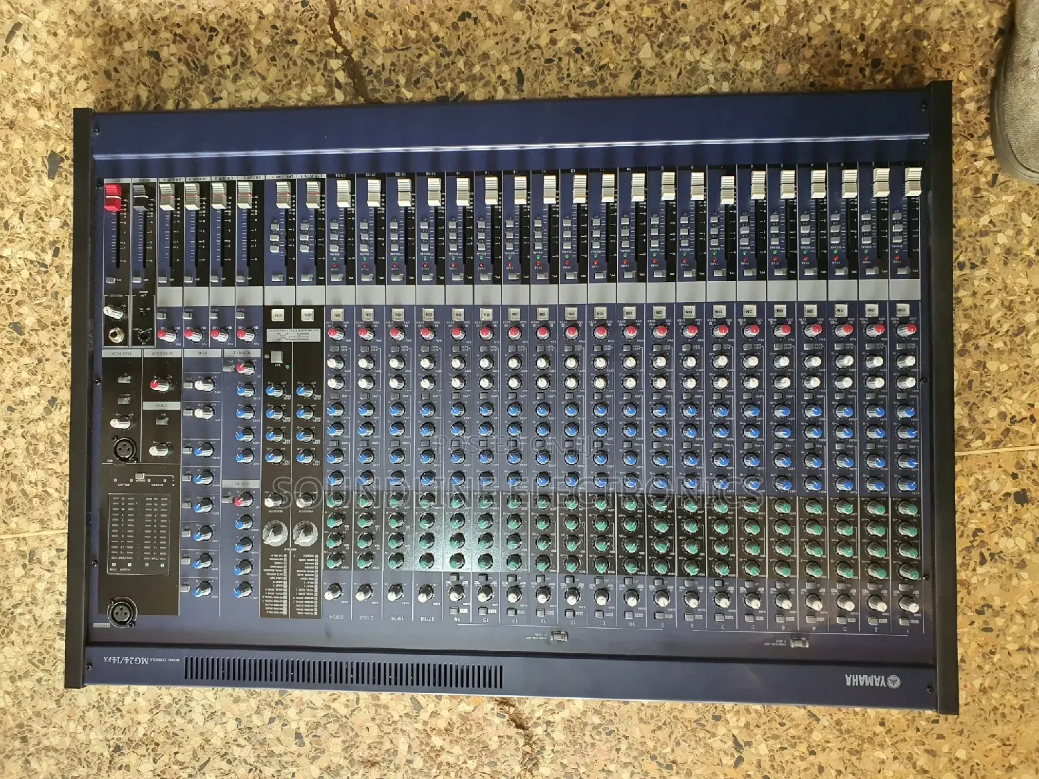 Yamaha Live Mixer Mg24