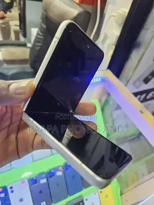 Samsung Galaxy Z Flip 3 128 GB