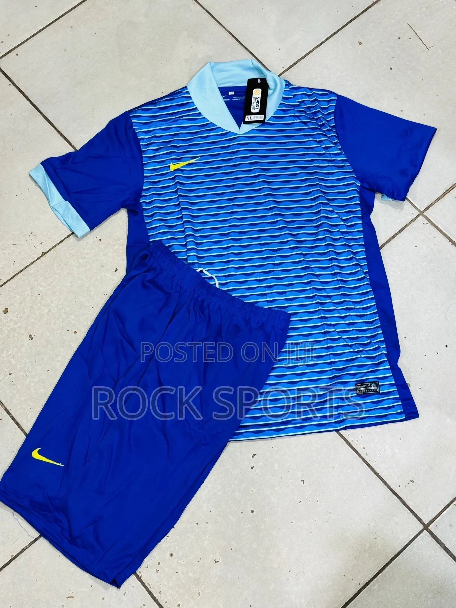 Colar Original Nike Uniform Available