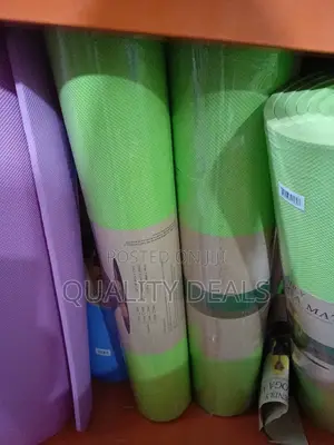 Yoga Mats / Exercise Yoga Mats