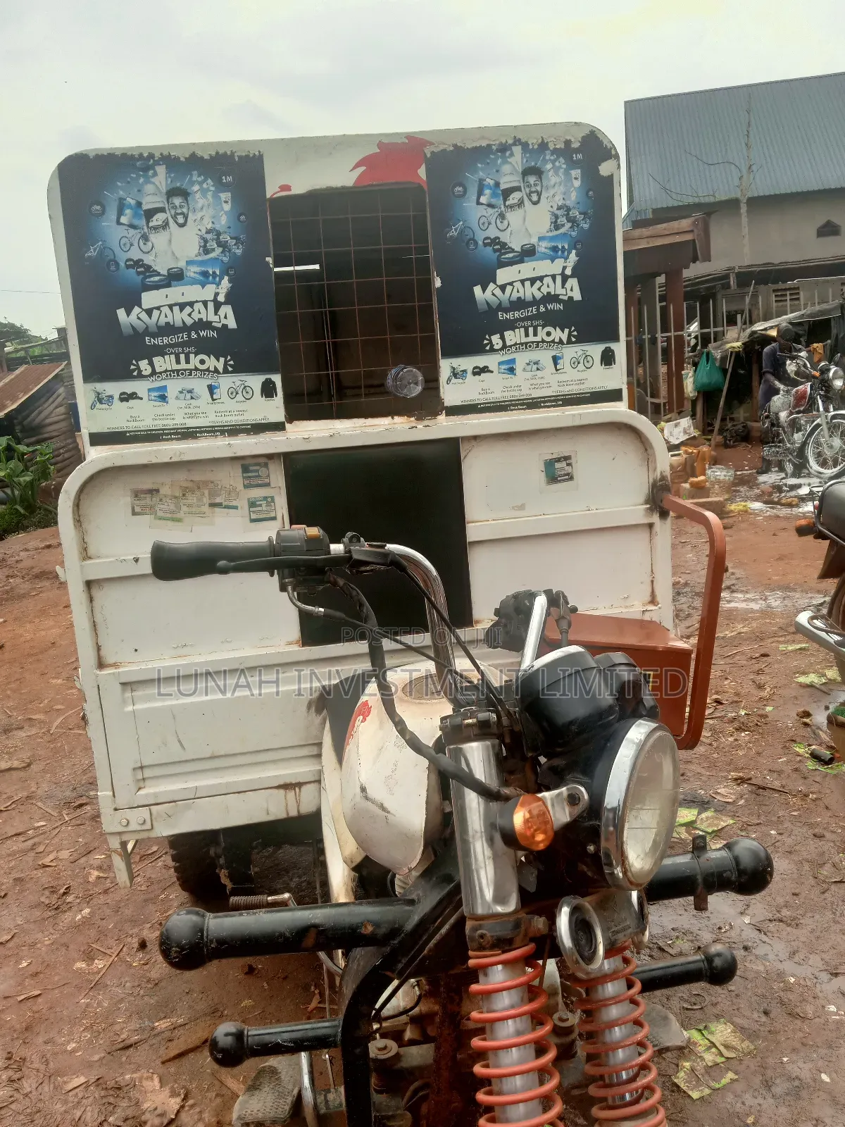 Tricycle 2023 Red
