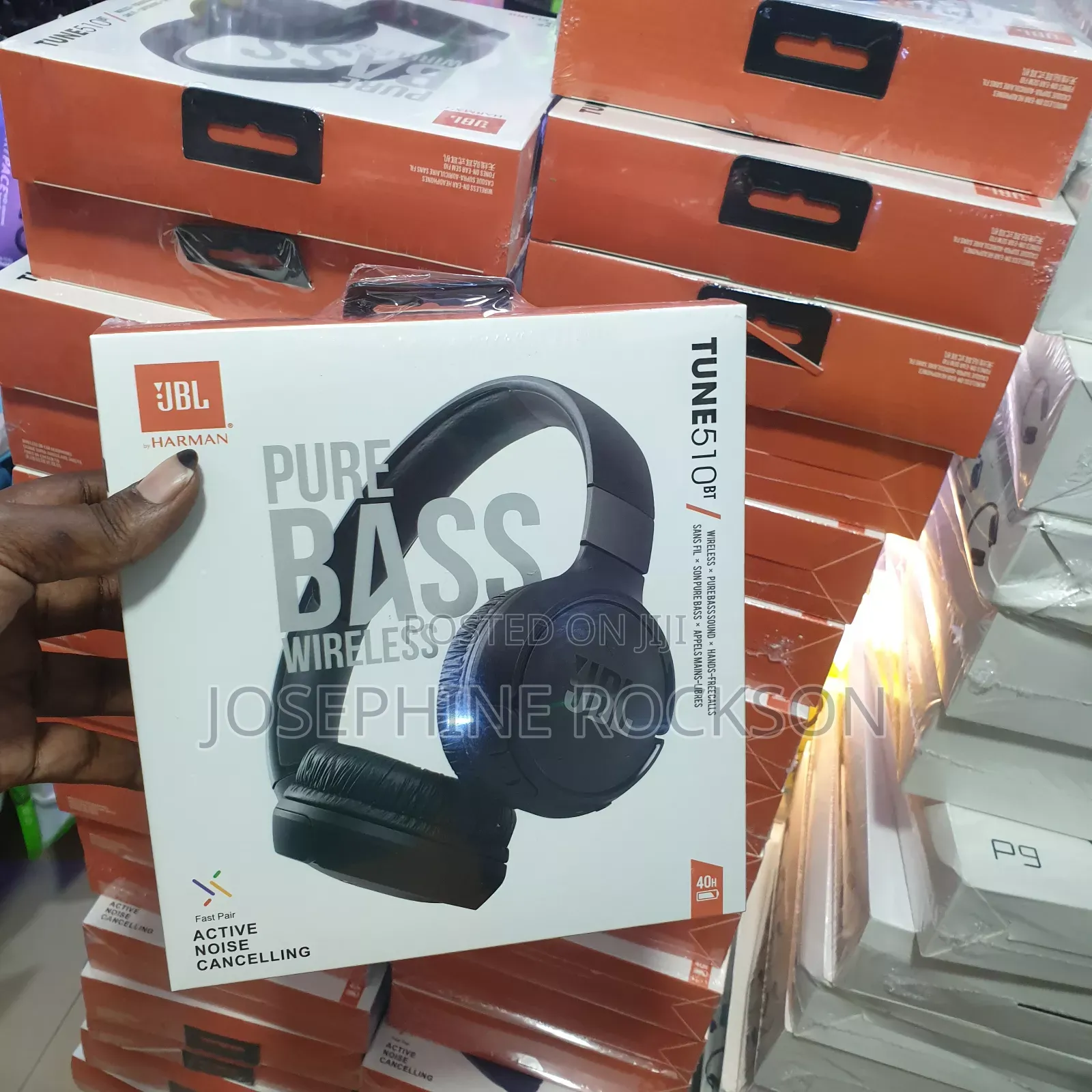 Pure Bass Wireless Headphones