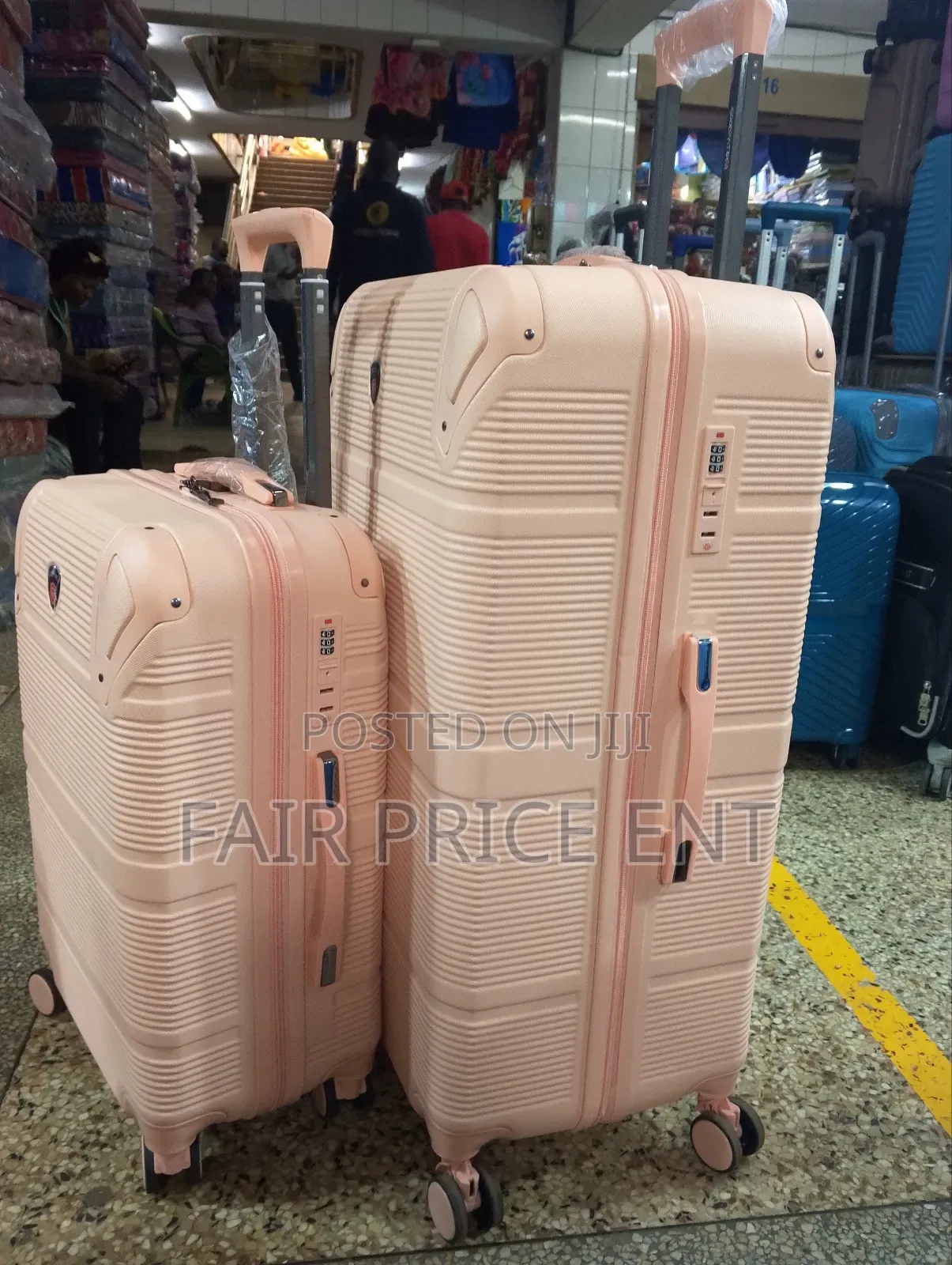 Original Rubber Plastic Suitcases.Large.( Gold)