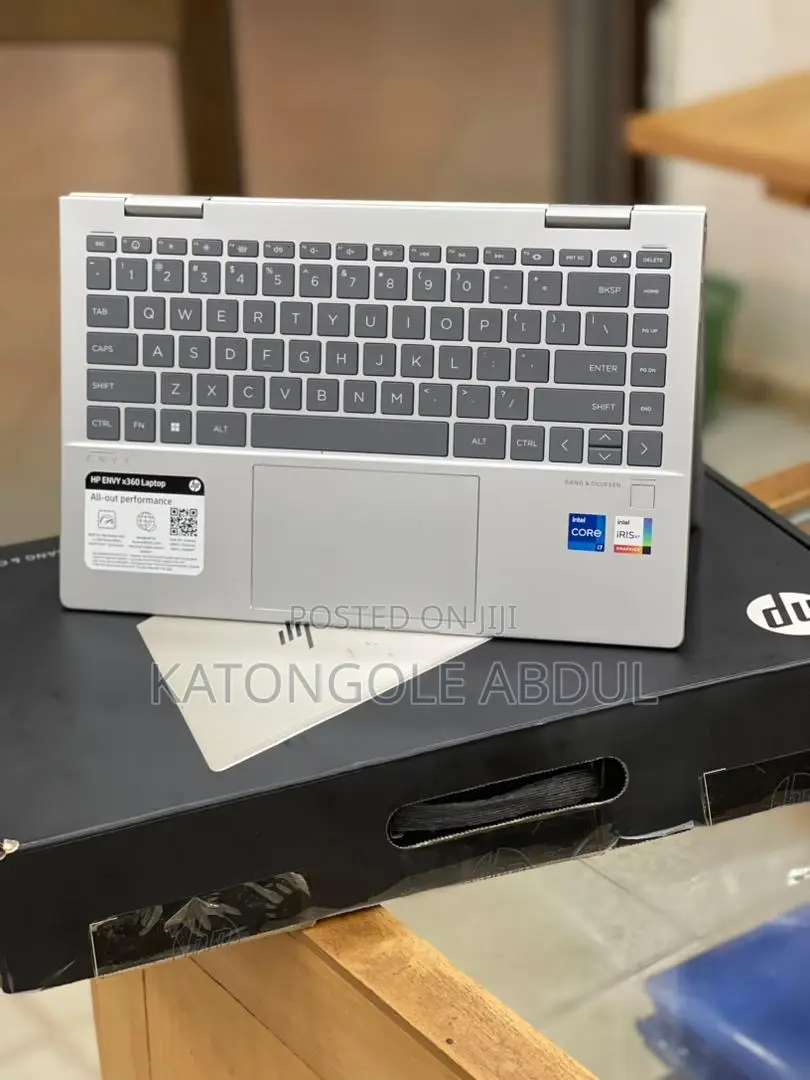 New Laptop HP Envy X360 16GB Intel Core I7 SSD 1T