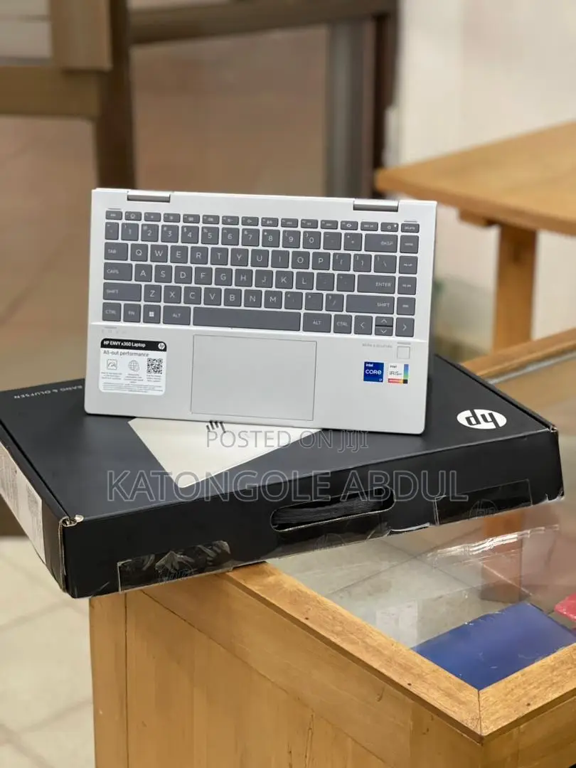 New Laptop HP Envy X360 16GB Intel Core I7 SSD 1T
