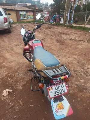 TVS HLX 125 2022 Red