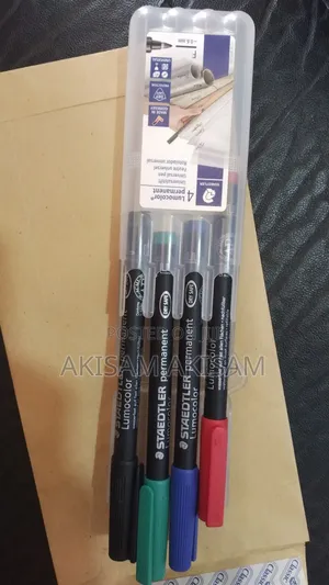 Lumo Color Permanent Marker