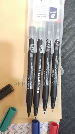 Lumo Color Permanent Marker