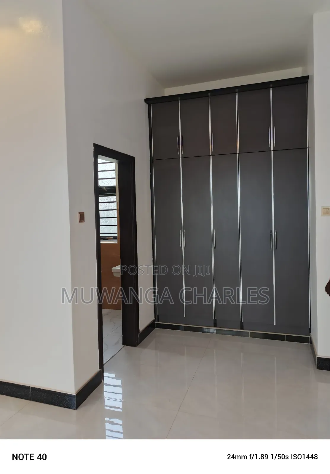 5bdrm Duplex in Fs Properties Ltd, Wakiso / Wakiso for sale