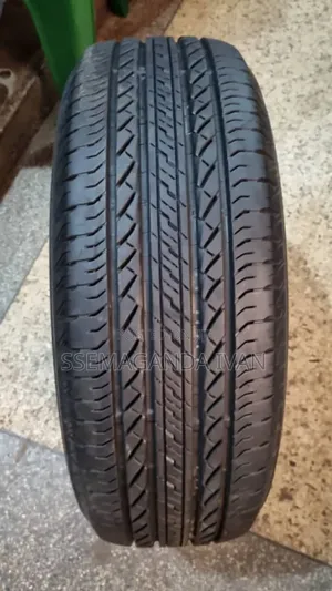 215/65r16 Foreign Bridgesone Made in Japan