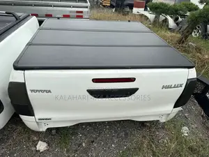 Aluminum Trifold Cover Toyota Hilux