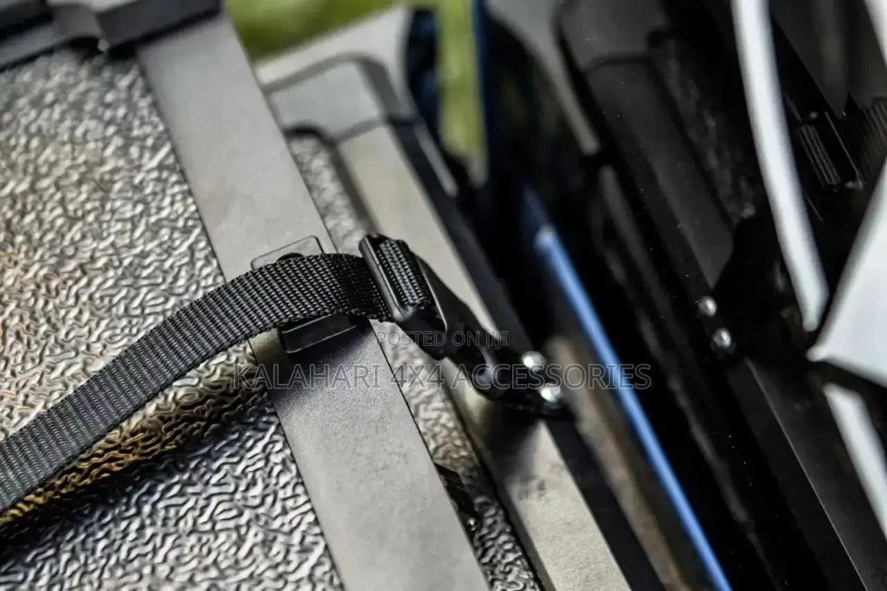 Aluminum Trifold Cover Toyota Hilux