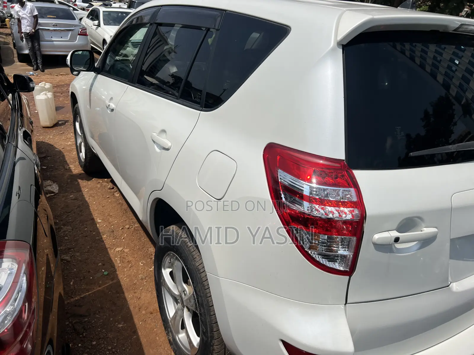Toyota RAV4 2010 White