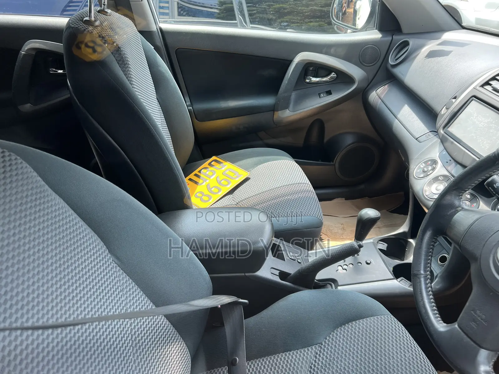 Toyota RAV4 2010 White