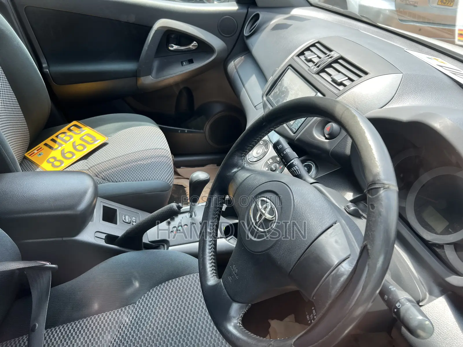 Toyota RAV4 2010 White