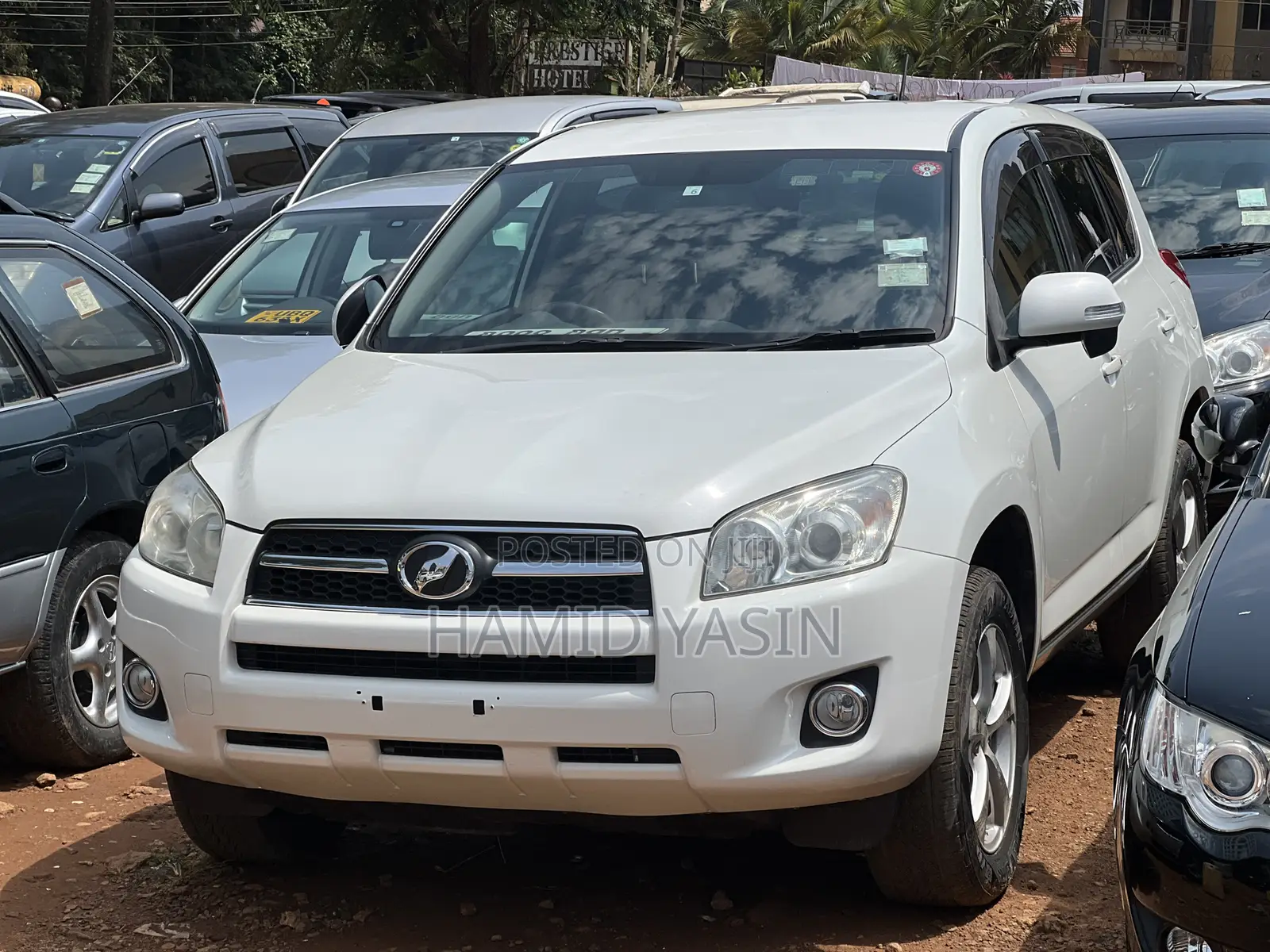 Toyota RAV4 2010 White