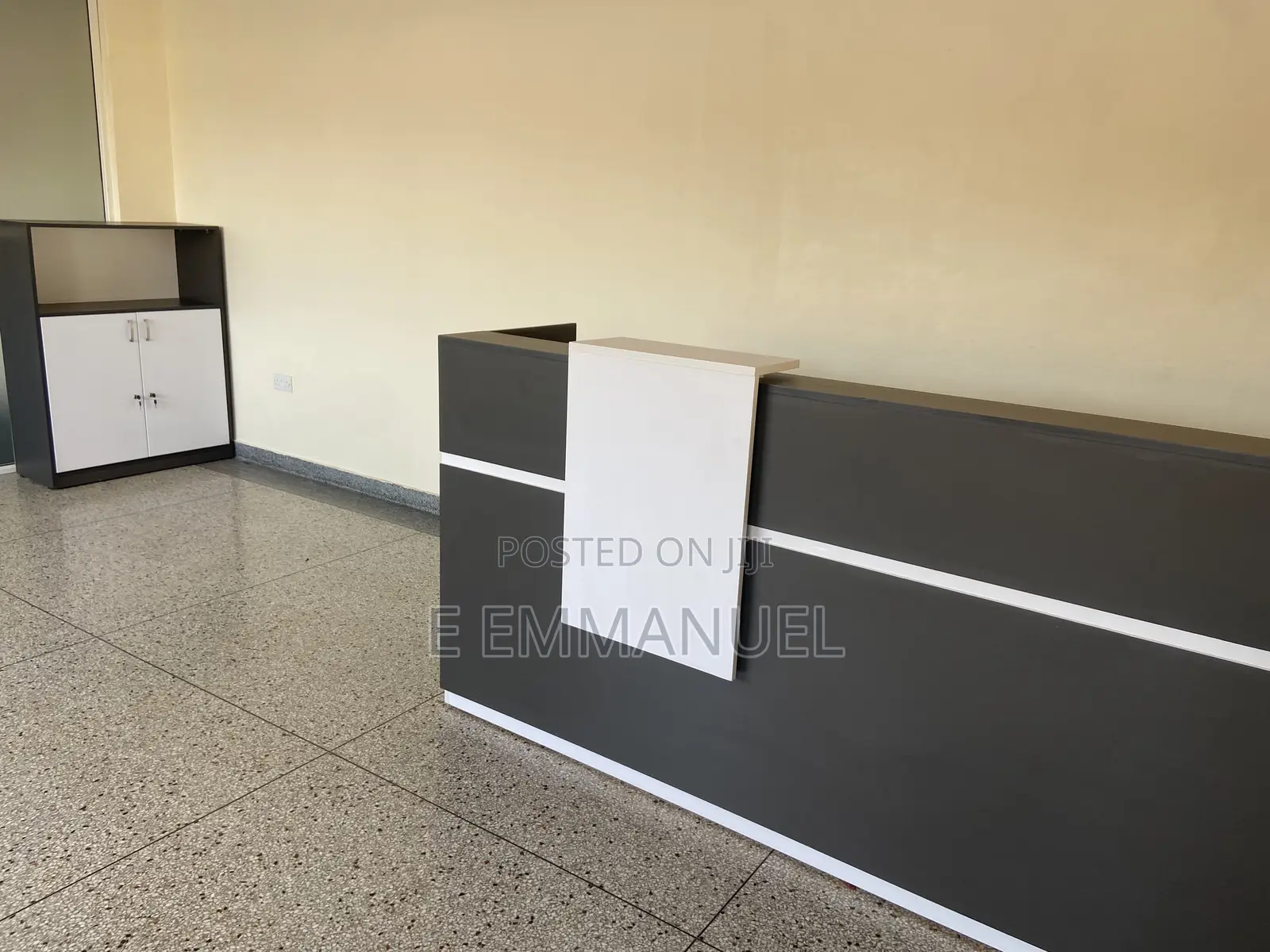 Reception Counter