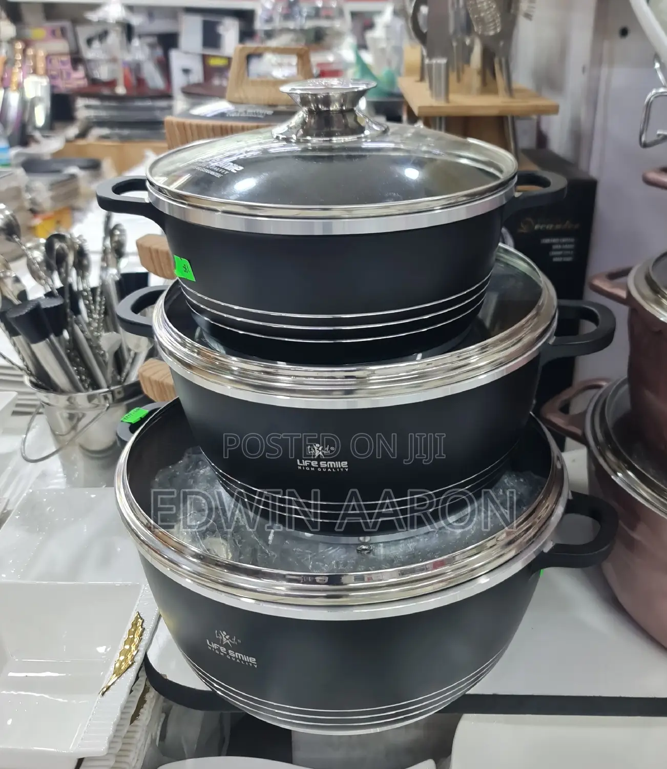 3pcs Life Smile Non-Stick Cookware/Dishes