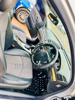 Mercedes-Benz E320 2005 White