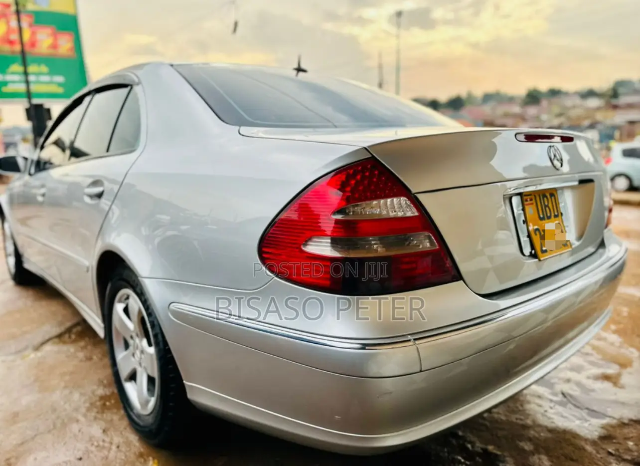 Mercedes-Benz E320 2005 White