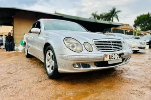Mercedes-Benz E320 2005 White