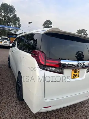 Toyota Alphard 2018 White