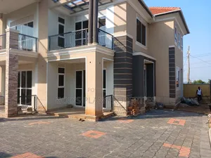 Photo - 5bdrm Mansion in Buziga Heights, Central Division for sale