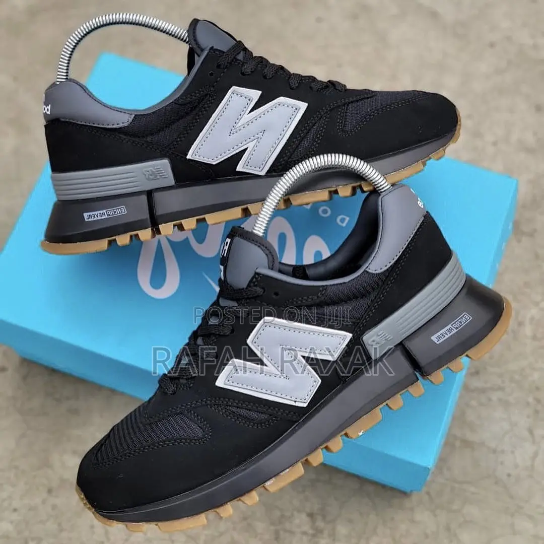 Original Triple Black New Balance RC 1300 Sneakers