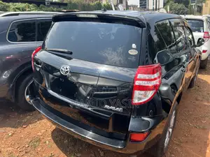 Toyota RAV4 2010 Black