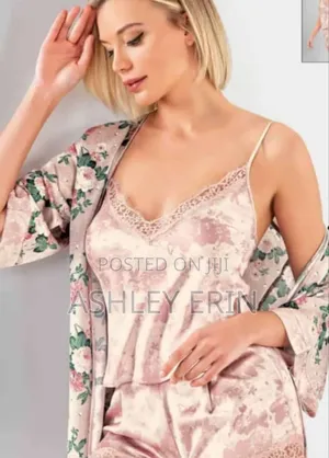 Photo - Women's Flora Pretty Night Wear Set