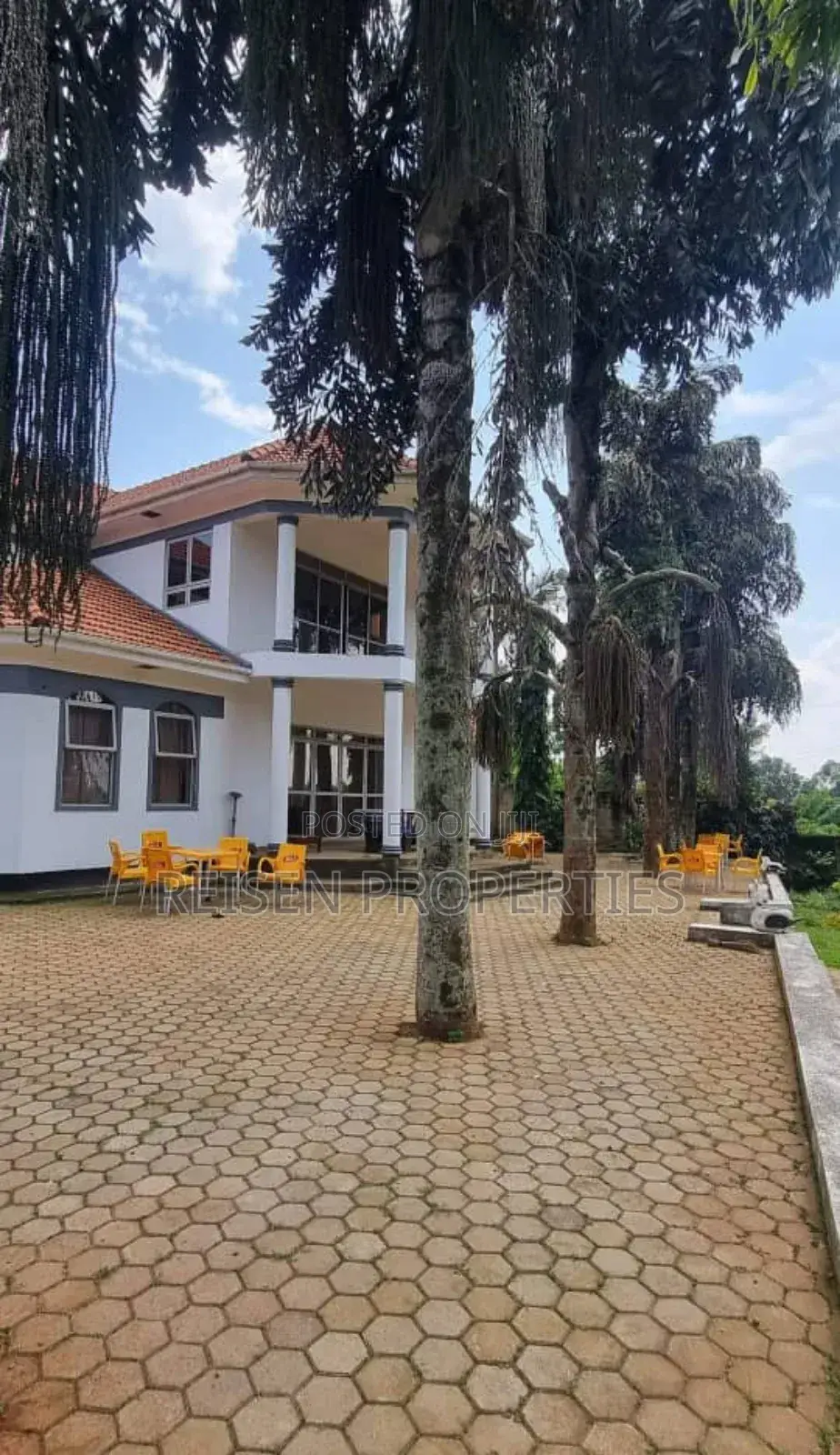5bdrm Maisonette in Katabi - Kitubulu, Division B for sale