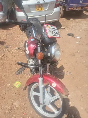 TVS HLX 125 2020 Red