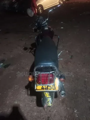 Yamaha Crux 2015 Brown