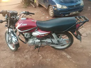 TVS HLX 125 2019 Red