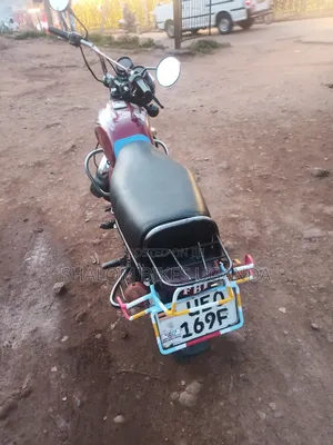 Bajaj Boxer 100 2020 Red