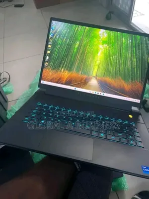 Photo - New Laptop Dell Allienware M18 R1 32GB Intel Core I9 SSD 2T
