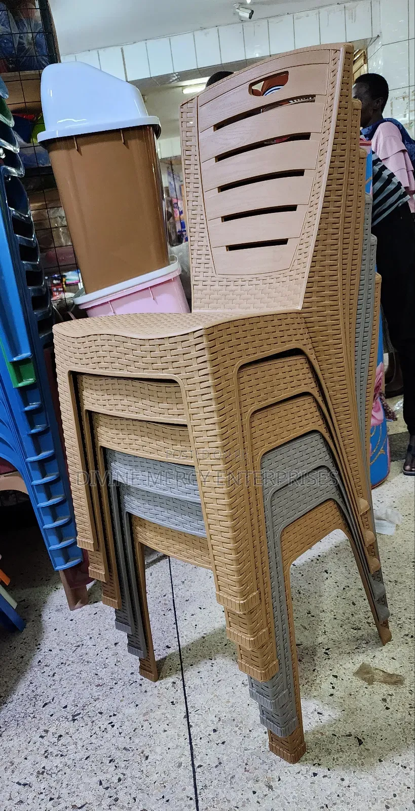 Armless Chair