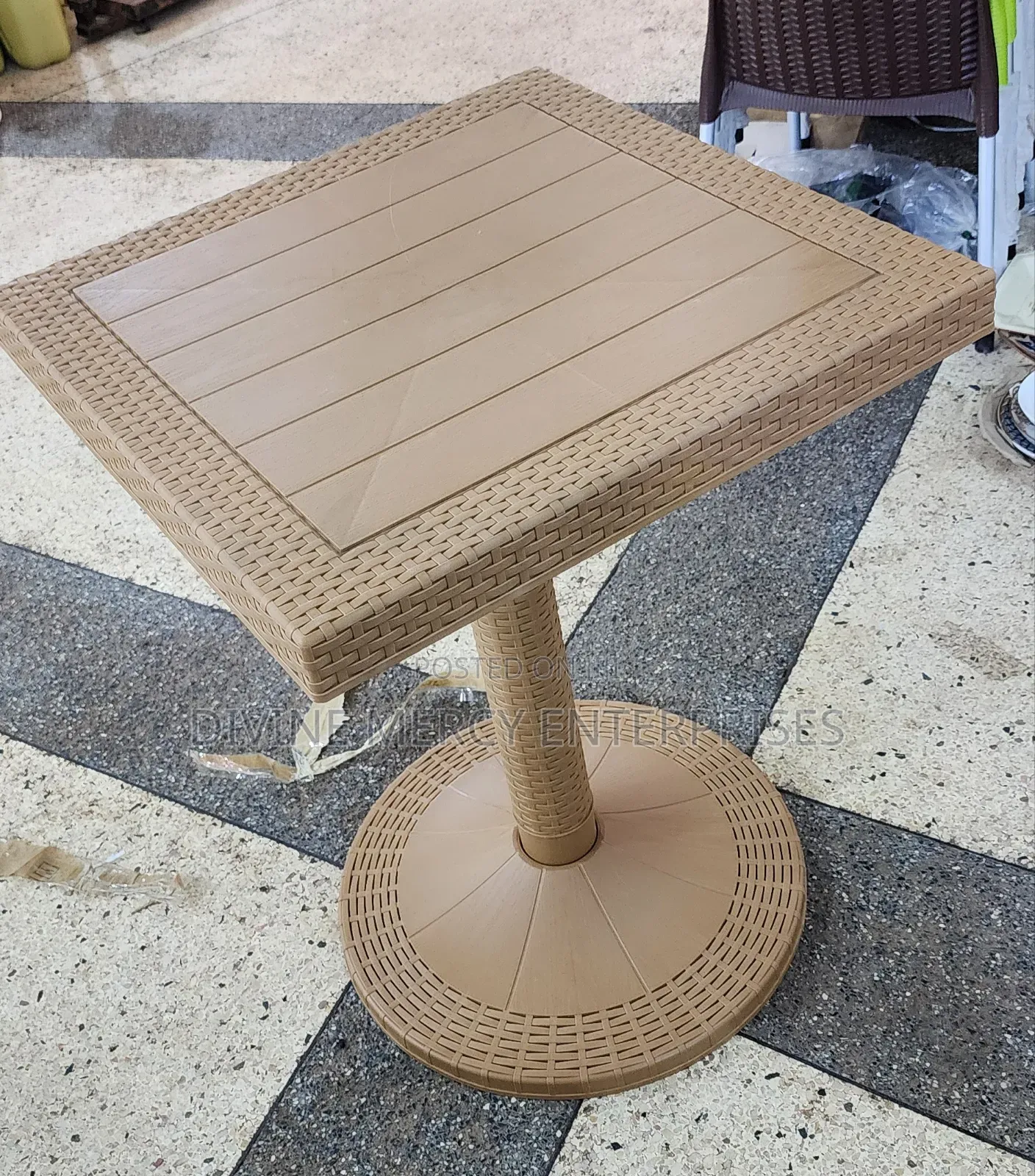 Square Table