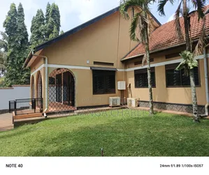 3bdrm Bungalow in Fs Properties Ltd, Nakawa for rent