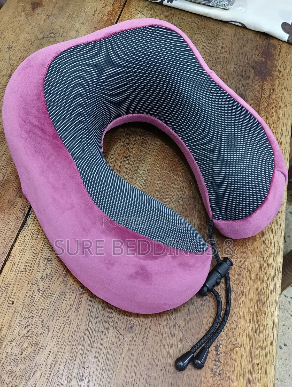 Classic Neck Pillow
