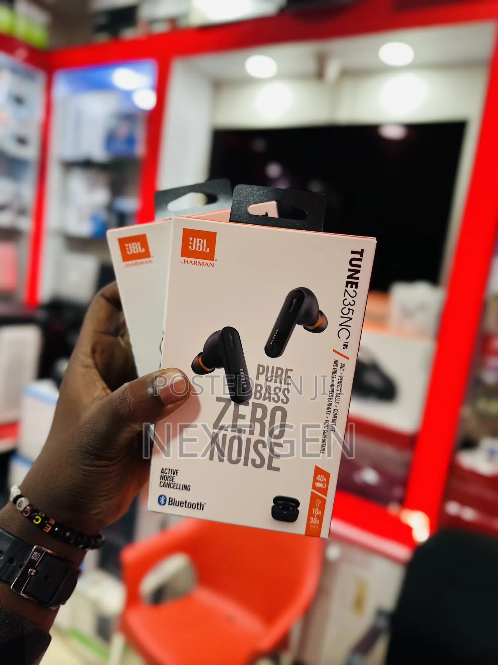 JBL Tune 230NC TWS,40H of Battery, Water Proof, Comfortable