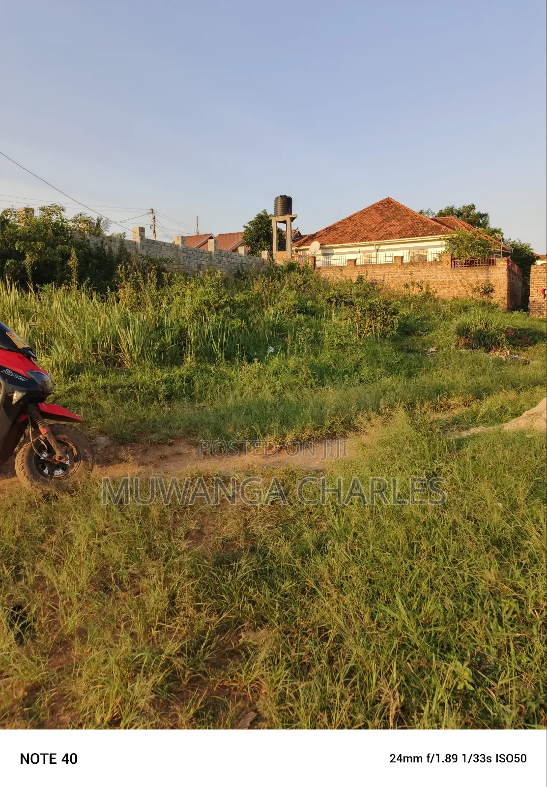 100by50ft Plot for Sale in Buwaate