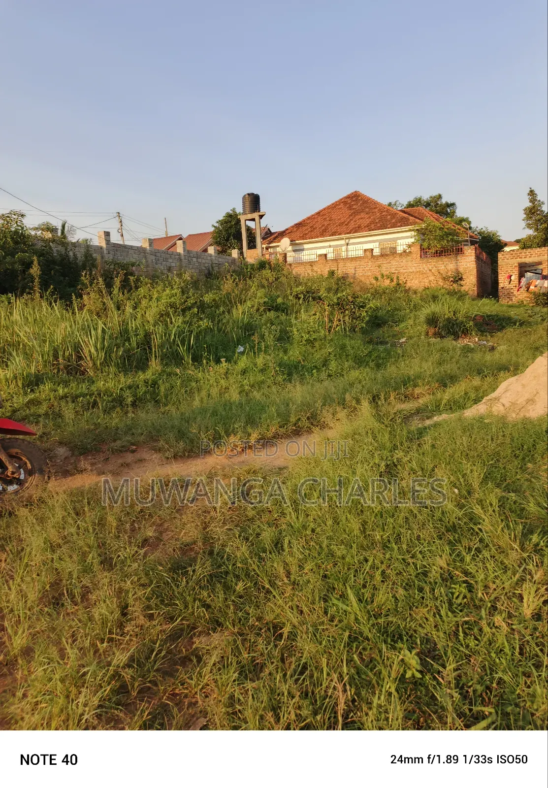 100by50ft Plot for Sale in Buwaate