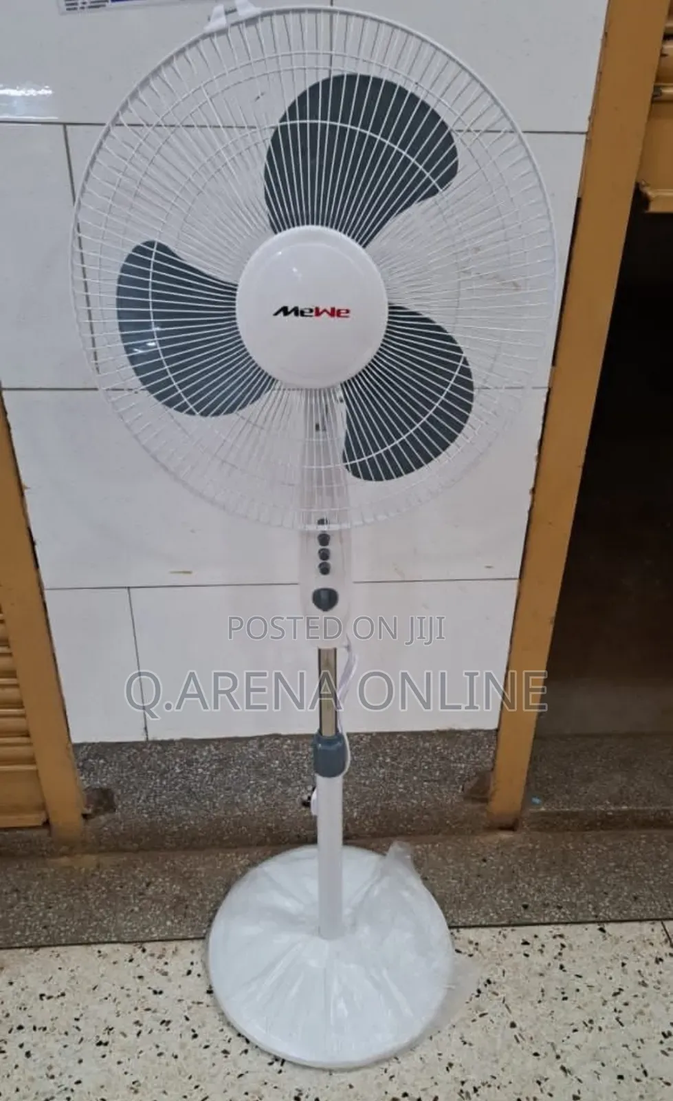 16 Inches Fan With a Timer